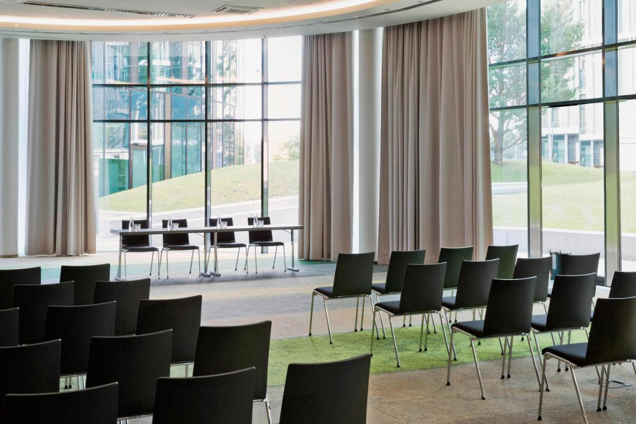 Courtyard By Marriott Vienna Prater/Messe Hotel Ngoại thất bức ảnh