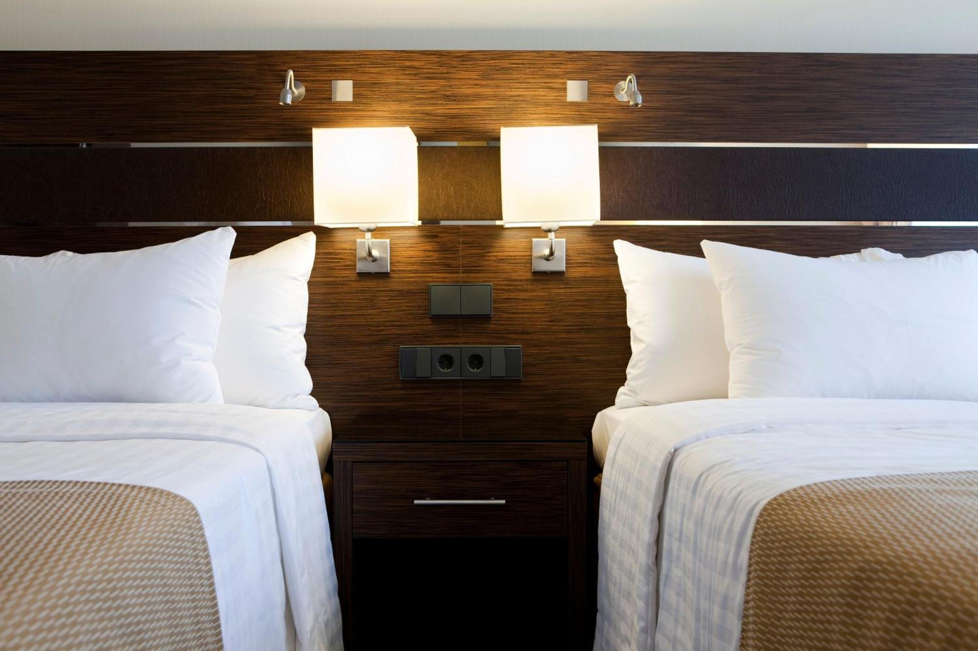 Courtyard By Marriott Vienna Prater/Messe Hotel Ngoại thất bức ảnh